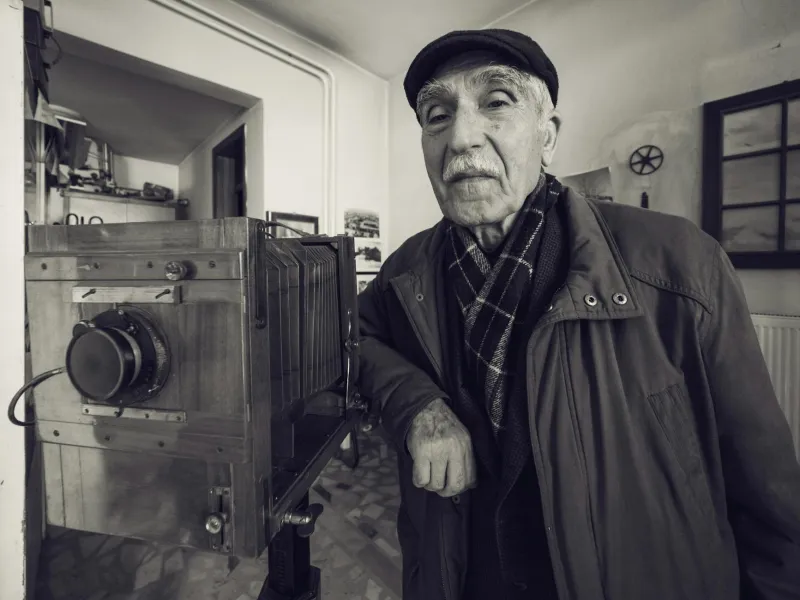 The Invisible Eye: How a Mexican Busboy Captured America's Soul While Nobody Was Looking